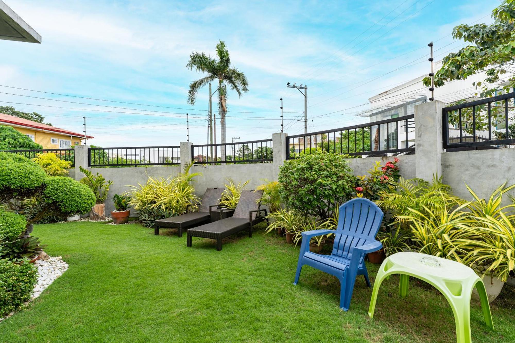 Isla Villa 1 Amazing Waterfall Pool House Near Beach, Bars & Restaurants マクタン エクステリア 写真